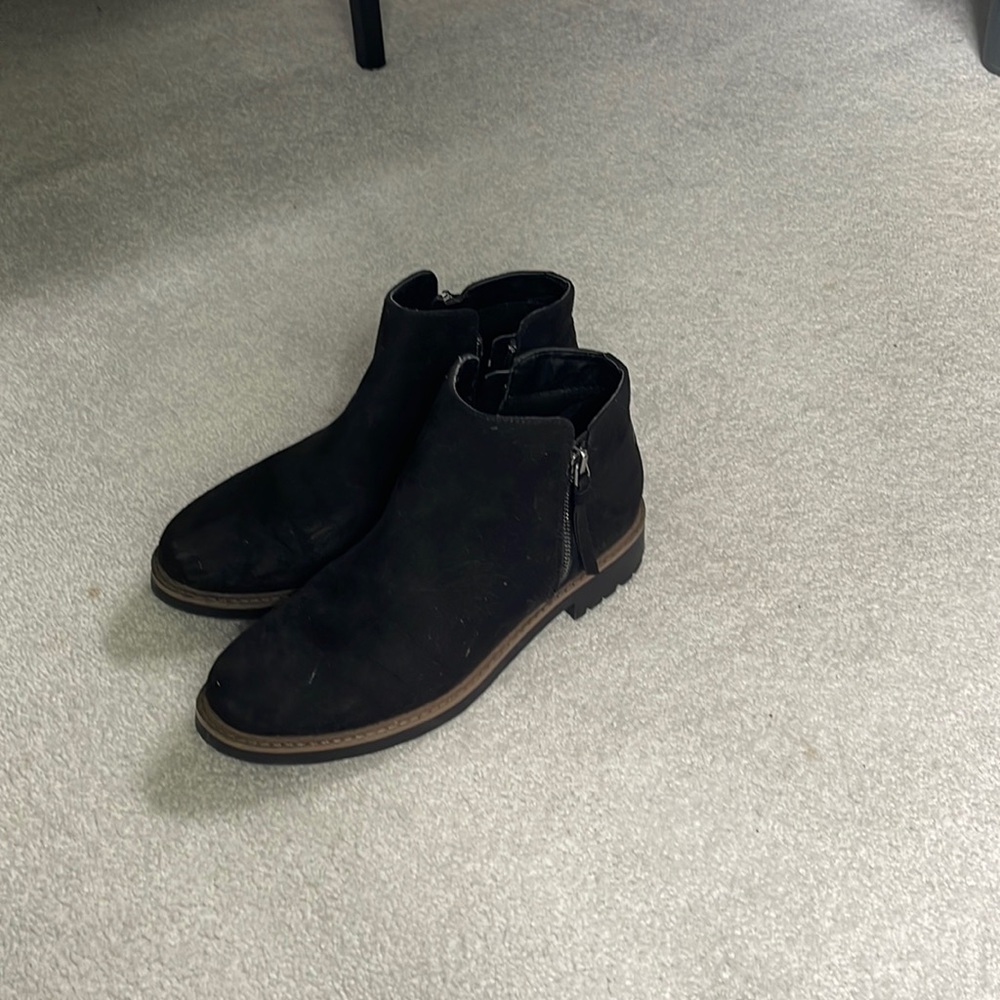 Esprit booties